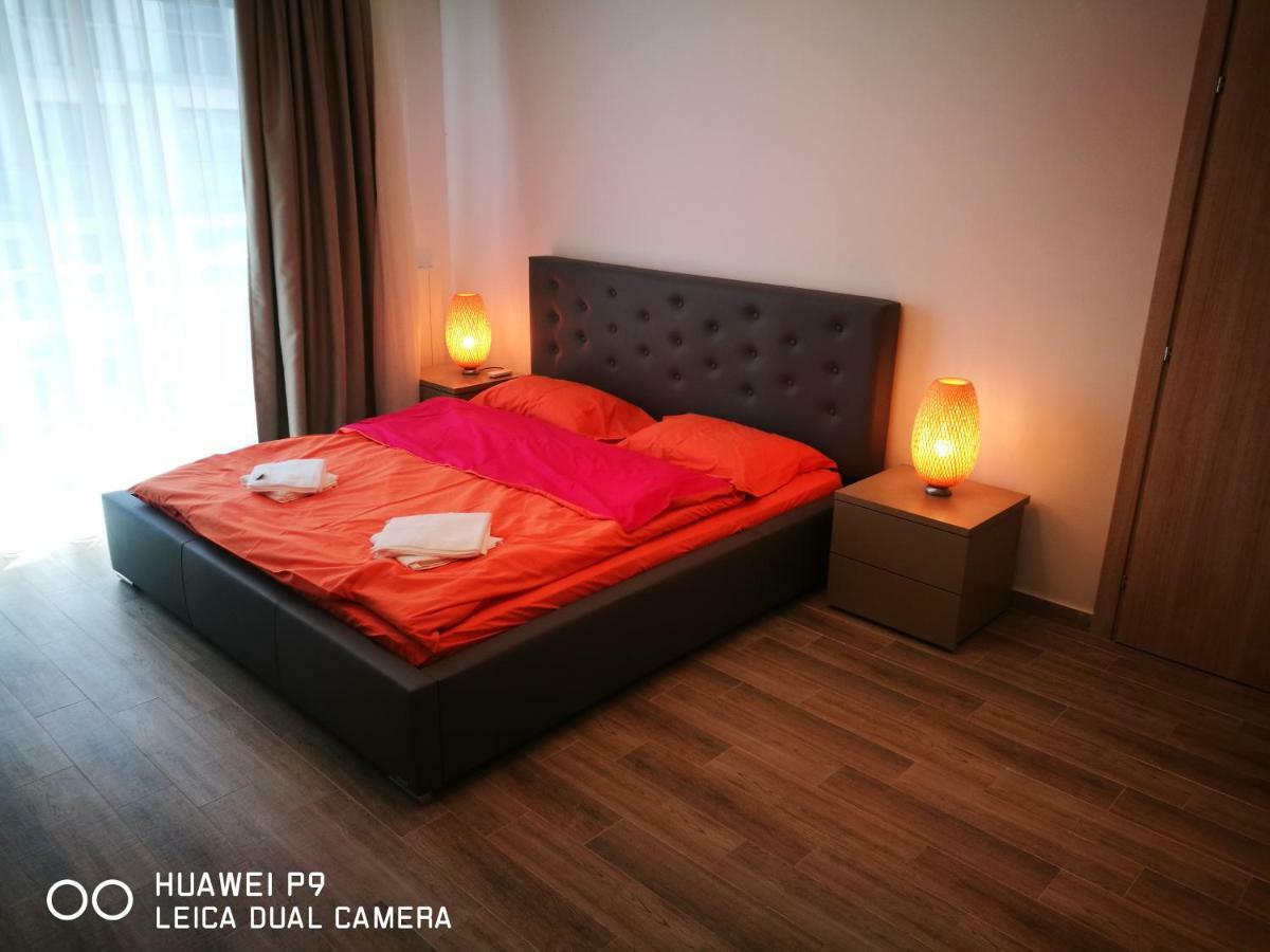 Luxury Studio 42 De Silva Mamaia Kültér fotó