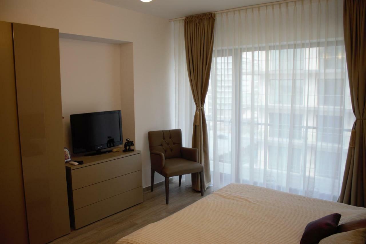 Luxury Studio 42 De Silva Mamaia Kültér fotó